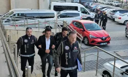 İzinsiz kürtaj soruşturması: Doktorlar adliyeye sevk edildi