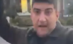 Trafik tartışmasında aracın camını yumruklayıp kırdı