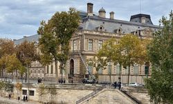 Louvre Müzesi’nden Tarihi Mücevher Soygunu
