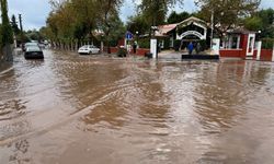 Fethiye sağanak yağışa teslim oldu