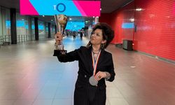 Acıpayamlı kadın kuaför İngiltere’de Dünya 2.’si oldu