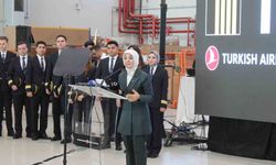 Bakan Göktaş, Aydın'da THY Uçuş Akademisi mezuniyet töreninde