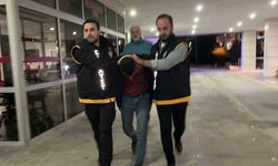 Eski eşini kucağındaki bebeğe aldırmadan bıçaklamıştı, tutuklandı