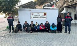 Söke'de 8 düzensiz göçmen yakalandı