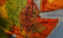 İskele çöktü: 30'dan fazla kişi öldü