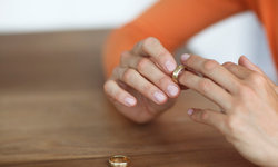 Boşanmada 1 Yıllık Bekleme Süresi AYM Gündeminde