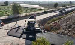 Aydın'da 17 ilçedeye eş zamanlı yatırımlar sürüyor