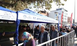 Aydın Büyükşehir kışlık fideleri Germencikliler ile buluşturdu