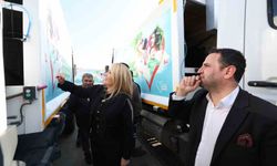 Çöp kamyonlarından çiçek kokuları yayılıyor