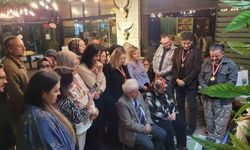 Emekli öğretmene duygulandıran sürprizi