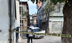 Kızılay personeli yemek dağıtırken vuruldu