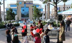 Söke’de Belediye Meydanı renkli görüntülere sahne oldu