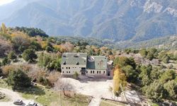 Viraneye dönen Paşa Yaylası Oteli ayağa kalkacağı günü bekliyor