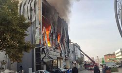 Parfüm deposunda feci yangın: 6 kişi hayatını kaybetti!