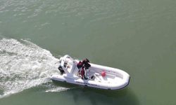 Kemer Baraj Gölü'nde su ürünleri avcılığına sıkı denetim