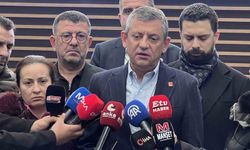 Özgür Özel duygularına hakim olamadı