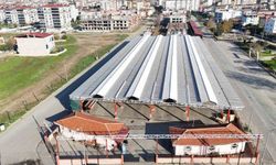 Şirinevler Pazaryeri'nde esnafın talebi yerine getirildi