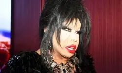 Bülent Ersoy'u şaşkına çeviren ilan