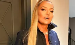 Demet Akalın dünyaca ünlü markaya ait yeni çantasını paylaştı