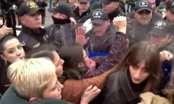 Meclis'te taciz protestosuna engelleme