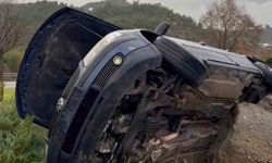 Söke’de Otomobil Refüje Devrildi: 2 Yaralı