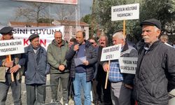 DEGÜF üyeleri deve güreşlerinin yapılmamasını protesto etti