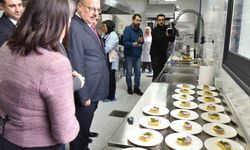 Vali Canbolat' tan Ziyaret