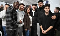 Çerçioğlu, iftar sofrasında vatandaşlarla buluştu