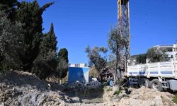 Aydın Büyükşehir, Kuşadası'nda sondaj çalışmalarını sürdürüyor
