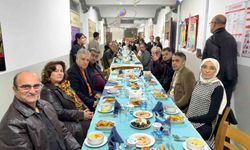 Kaymakam Keklik, Kuşadası'nda öğrencilerle iftarda