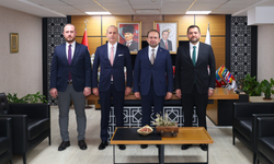 Öz Sağlık-İş’ten İl Sağlık Müdürü Şenkul’a 14 Mart Tıp Bayramı ziyareti