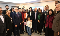 AK Parti Aydın’da bayramlaşma: Çerçioğlu ilk kez katıldı