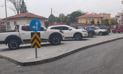 Efeler’de kaldırım işgali tepkisi