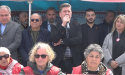 Vekil Yaşar Tüzün Kuşadası’nda Ömer Günel için nöbette