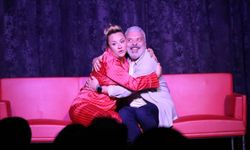 Yenipazar’da ‘İyi Delirdik’ Tiyatrosu İlgi Topladı