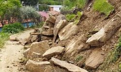 Koçarlı’da Heyelan Yolları Kapattı