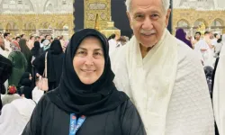 Arınç Ailesi Ümre’de