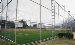 Çeştepe’deki Halı Saha Yeniden Kullanıma Sunuldu