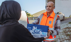 Kuşadası Belediyesi’nden çocuklara 3 ayda 22 bin litre süt desteği
