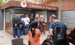 Başkan Anıl Yetişkin Sözünü Tuttu: Menderes Park'ta Vegan Kafe Dönemi Yoğun İlgiyle Başladı
