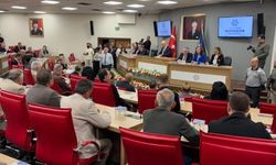 Mecliste Uyarılar Masada Kaldı, Tahsisler Geçti