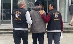 Kuşadası’nda Aranan 2 Şahıs Yakalandı
