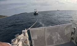 Denizde Sürüklenen Tekneye Sahil Güvenlik Müdahalesi