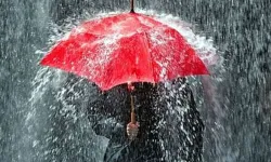 Meteoroloji Uyardı, Şemsiyeleri Hazırlayın