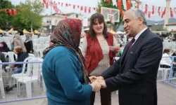 Rektör Kent, Çilek Festivaline Katıldı