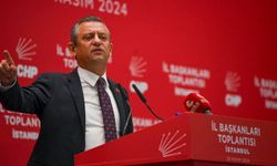 Özel’den Dikkat Çeken Kumpas Çıkışı