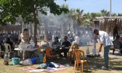 Cemevi Geleneksel Piknik Şenliğinde Buluştu