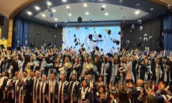 ADÜ’lü Genç İletişimciler Mezun Oldu