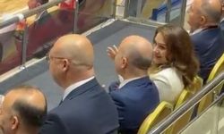 Vali Varol ve eşi Funda Hanım'dan 19 Mayıs Gösterilerine Büyük İlgi