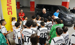 Başkan Zencirci'den futbolculara anlamlı jest